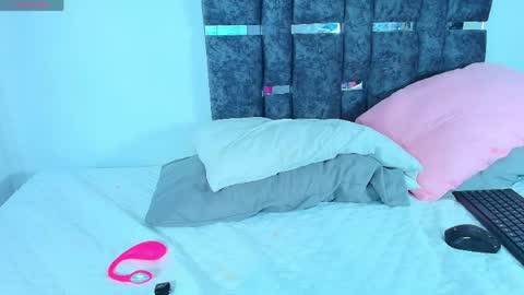 Tania online show from April 24, 12:30 pm