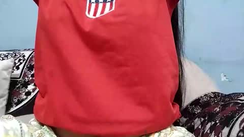 taniya_roy4628 online show from April 24, 4:37 am