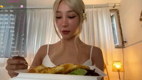 Viola online show from November 22, 4:26 am