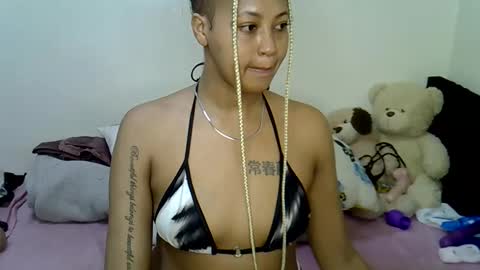 tastie_t online show from April 1, 6:25 am