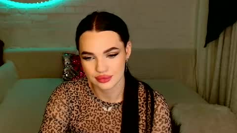 Snapshot of tasty_babyy chatting on January 17, 4:36 pm tasty_babyy online show from January 17, 4:36 pm