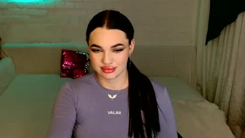 Snapshot of tasty_babyy chatting on February 13, 4:39 pm tasty_babyy online show from February 13, 4:39 pm