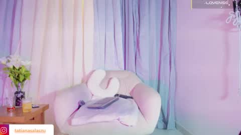 tatiana1004 online show from November 8, 6:40 am