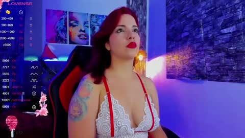 Snapshot of tatiana_sc chatting on December 27, 2:23 pm Tatiana SC online show from December 27, 2:23 pm