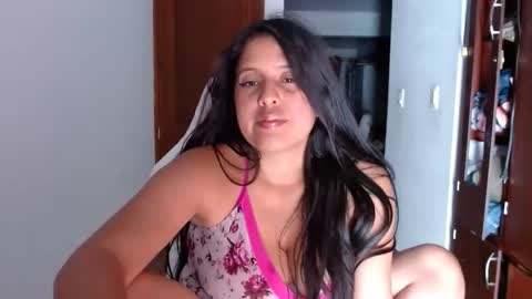 tatianaez22 online show from May 20, 3:47 am