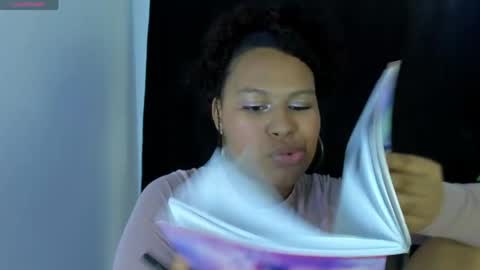 tatianasquirthot online show from April 24, 9:17 pm