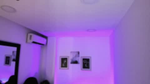Snapshot of tatii_moon chatting on January 12, 3:39 am Tati online show from January 12, 3:39 am
