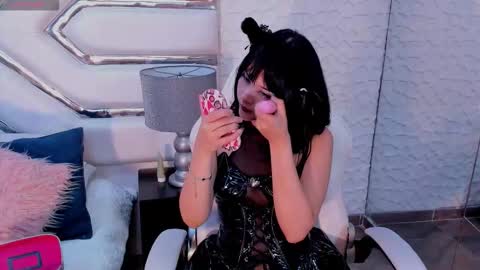 tatilee online show from November 16, 6:41 pm