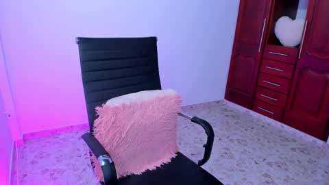 Tatiana Lopez online show from February 15, 8:34 pm