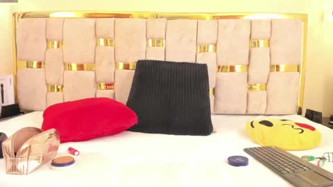 Snapshot of tattaa_3 chatting on February 7, 8:10 pm tattaa 3 online show from February 7, 8:10 pm