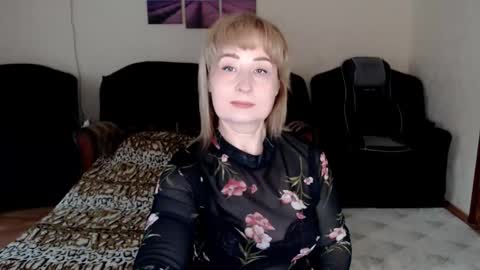 Snapshot of tattease chatting on September 18, 1:09 pm Tattease online show from September 18, 1:09 pm