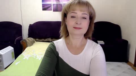 Snapshot of tattease chatting on December 22, 4:17 pm Tattease online show from December 22, 4:17 pm