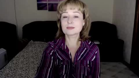 Snapshot of tattease chatting on December 9, 1:45 pm Tattease online show from December 9, 1:45 pm