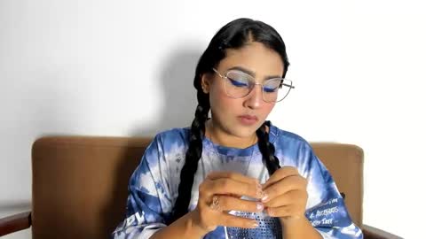 Tatiana Gomez online show from June 11, 4:09 am