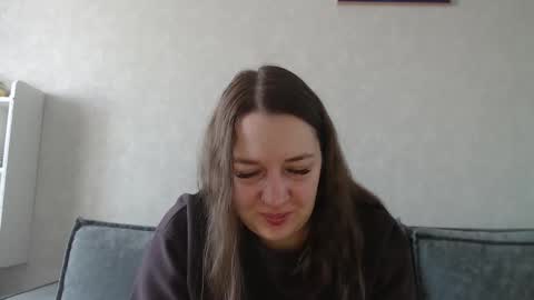 Snapshot of taxxxu chatting on March 8, 7:57 am Diana online show from March 8, 7:57 am