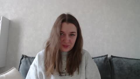 Snapshot of taxxxu chatting on January 5, 11:04 am Diana online show from January 5, 11:04 am