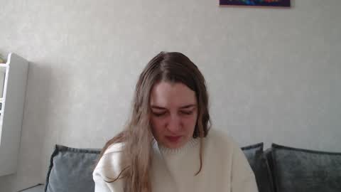 Snapshot of taxxxu chatting on January 19, 11:12 am Diana online show from January 19, 11:12 am