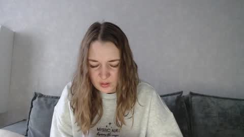 Snapshot of taxxxu chatting on December 29, 8:00 am Diana online show from December 29, 8:00 am