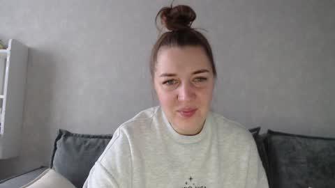 Snapshot of taxxxu chatting on December 24, 8:00 am Diana online show from December 24, 8:00 am