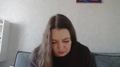 Snapshot of taxxxu chatting on March 7, 6:57 am Diana online show from March 7, 6:57 am