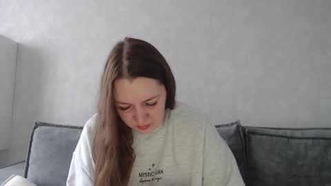 Snapshot of taxxxu chatting on March 2, 8:38 am Diana online show from March 2, 8:38 am