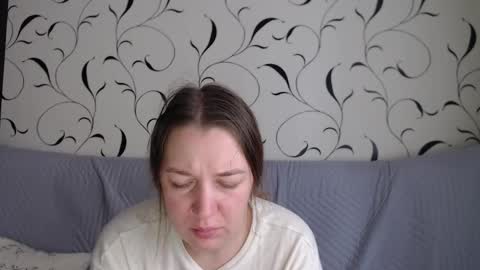 Snapshot of taxxxu chatting on October 23, 6:30 am Diana online show from October 23, 6:30 am