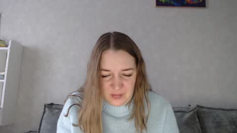 Snapshot of taxxxu chatting on January 27, 7:35 am Diana online show from January 27, 7:35 am