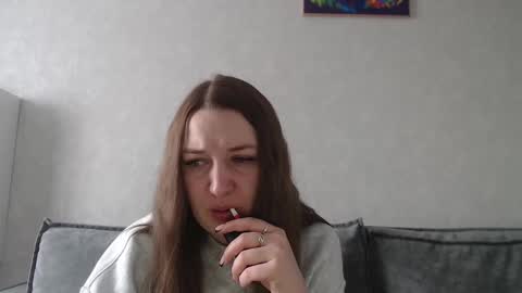 Snapshot of taxxxu chatting on March 1, 8:34 am Diana online show from March 1, 8:34 am