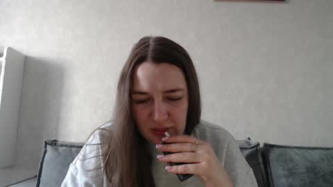 Snapshot of taxxxu chatting on February 8, 10:07 am Diana online show from February 8, 10:07 am