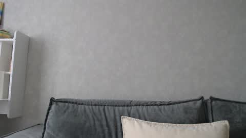 Snapshot of taxxxu chatting on December 14, 8:13 am Diana online show from December 14, 8:13 am