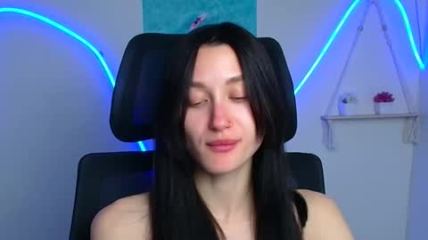 Taya online show from April 28, 11:14 am