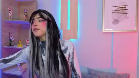 Taylor  online show from March 12, 2:53 pm