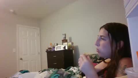 taylorslay online show from April 18, 12:24 am