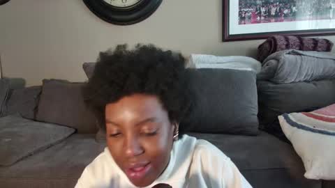 Taylor online show from February 26, 5:42 pm