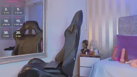 tayra online show from November 23, 7:37 pm