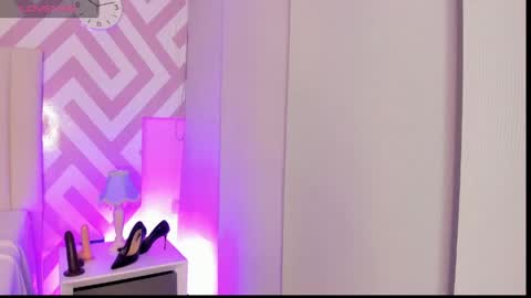 Tayra horny for you online show from April 20, 5:32 am