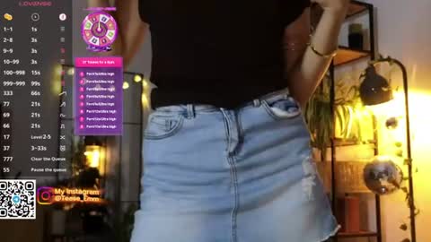 Em online show from June 23, 9:57 pm