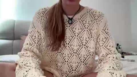 Amy No penetration Virgiin giirl online show from March 5, 4:14 pm