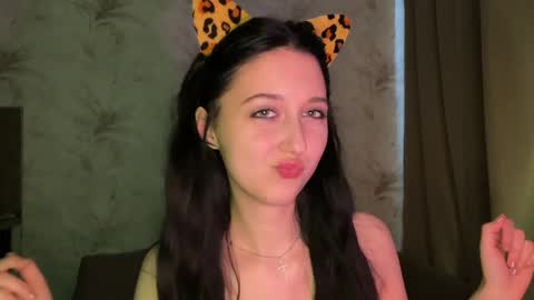 temptingvision online show from April 25, 10:18 am