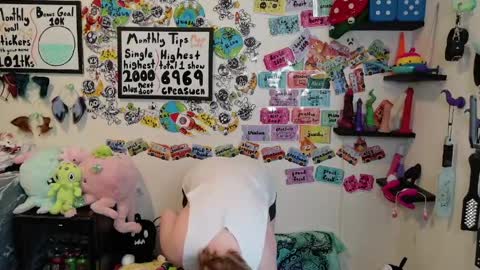 Pixie Pix or Pickle online show from March 30, 10:09 pm