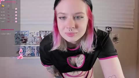  Sue  online show from November 22, 3:26 pm