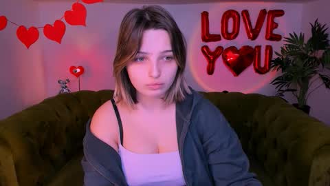 Lisa online show from February 16, 1:11 pm