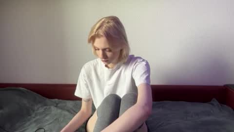 Anna online show from March 9, 5:10 am