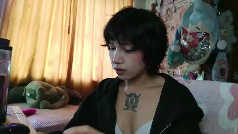 Terra Elowen online show from April 24, 6:44 pm