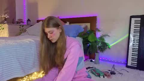 Jess online show from July 5, 8:20 am