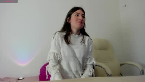 tesa online show from February 5, 1:15 am