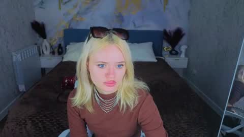 Tessa online show from June 15, 4:40 pm