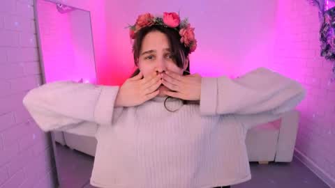 Tessa online show from April 23, 7:05 am