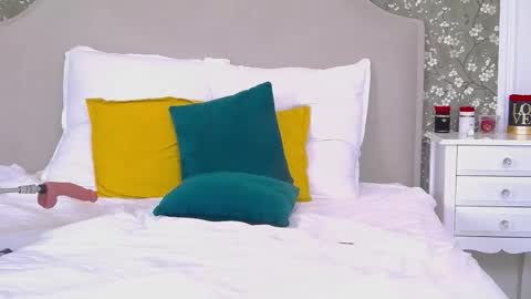 tessaquins online show from November 4, 7:08 pm