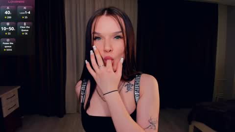 Cindy online show from April 10, 6:25 pm